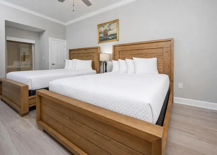 Phoenix Gulf Towers 806 Apartment *